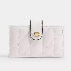 Coach Essential Multi Card Holder Wallet with Pillow Quilting in Brass/Chalk NWT